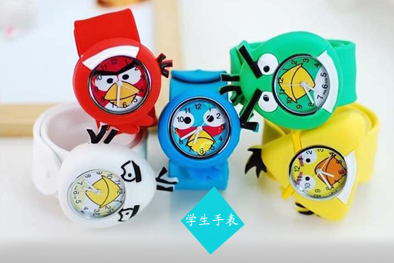 穩(wěn)達(dá)時(shí)學(xué)生手表生產(chǎn)廠家圖片