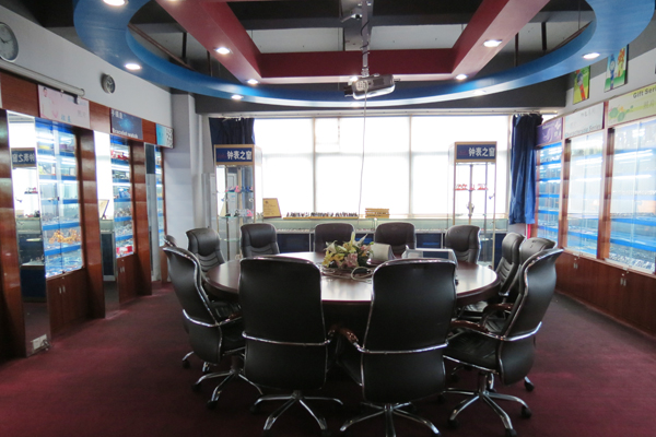 穩(wěn)達時手表批發(fā)廠家展廳