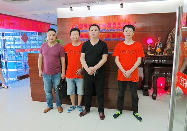 穩(wěn)達(dá)時(shí)禮品手表定制廠家