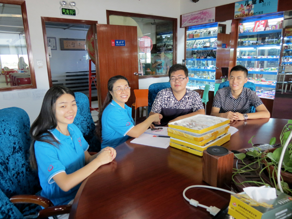 穩(wěn)達(dá)時(shí)手表工廠客戶來(lái)訪