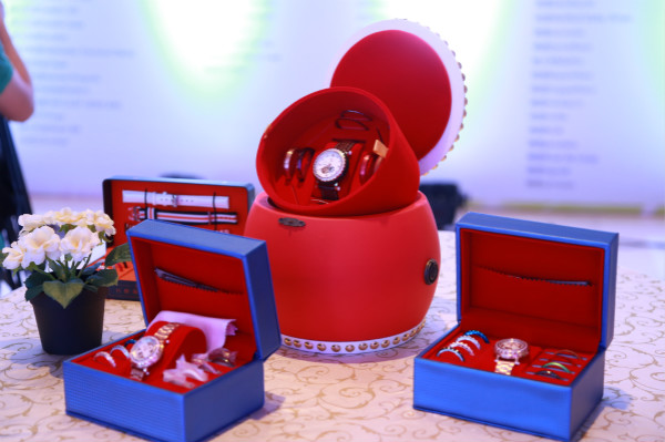 機(jī)械手表制造商出席全球客商聯(lián)誼會