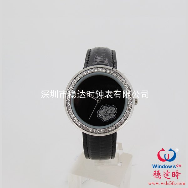 清秀可愛花朵面時尚手表