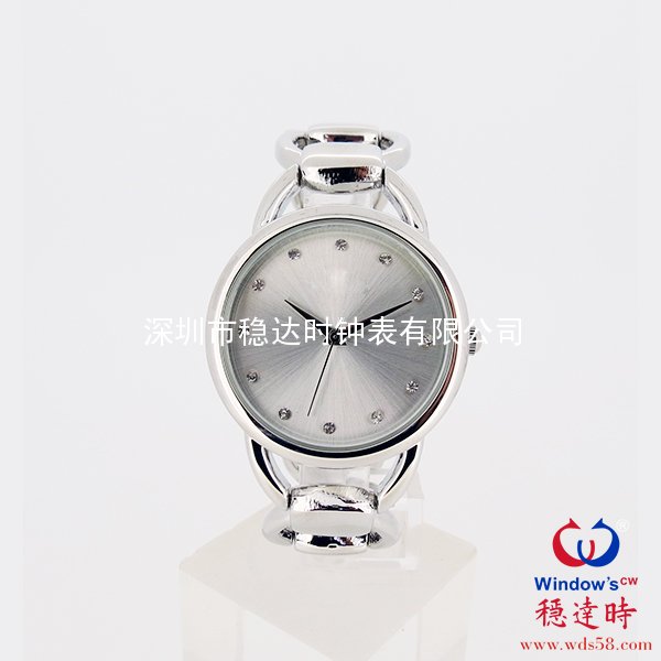 穩(wěn)達(dá)時流行韓式女士禮品手表批發(fā)