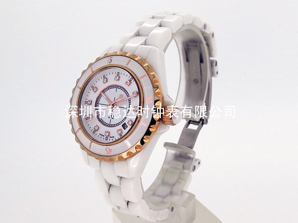 穩(wěn)達時時尚女士陶瓷表帶手表定做廠家