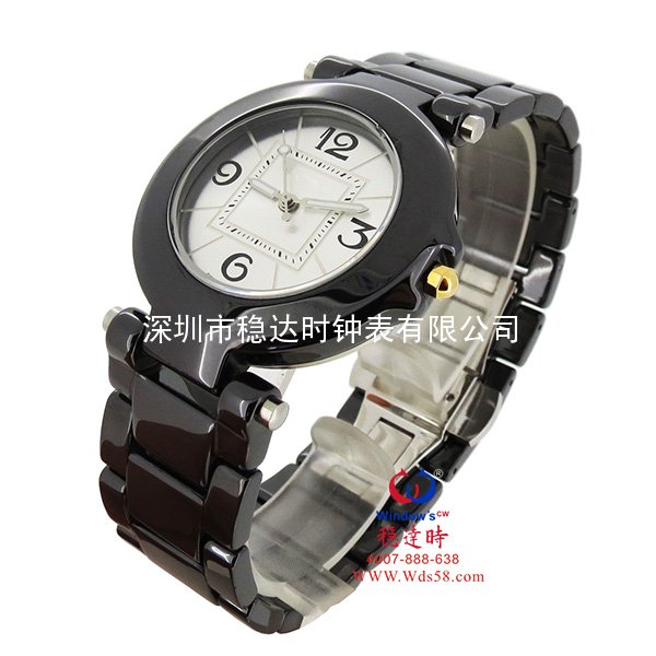 穩(wěn)達時時尚陶瓷表帶精品女士手表定制