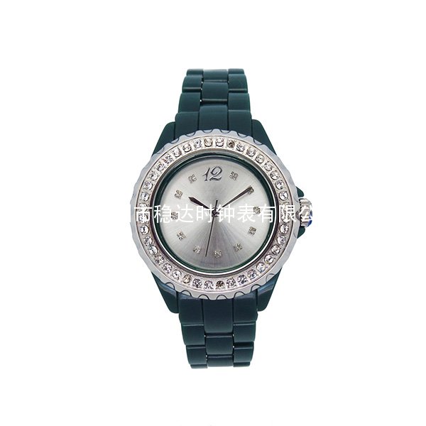 穩(wěn)達時綠色塑膠殼男士手表定做