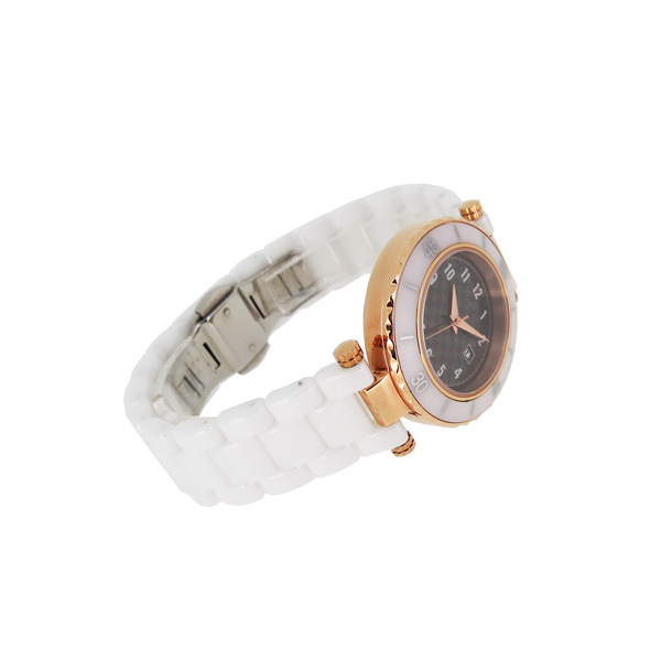 穩(wěn)達(dá)時(shí)高貴陶瓷女士禮品手表廠家直銷