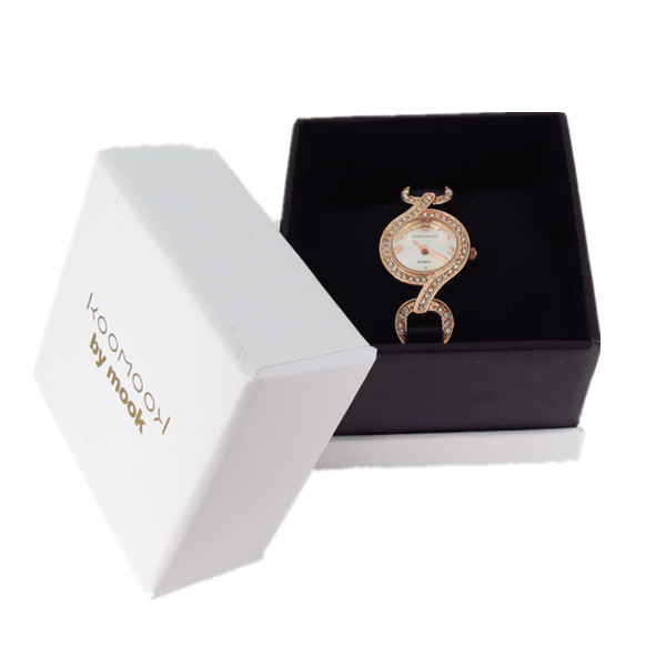 深圳手表廠家供應(yīng)時尚女士禮品手表