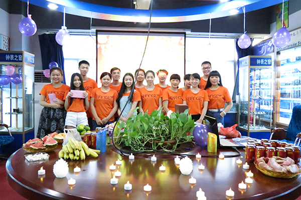 穩(wěn)達(dá)時手表廠家生日會