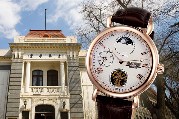 1478661122355614.jpg 穩(wěn)—清華大學(xué)(1).jpg