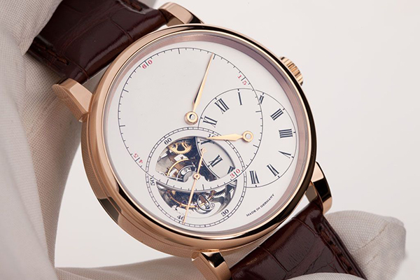 手表生產(chǎn)廠家&mdash;陀飛輪手表