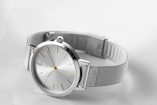 低調(diào)色彩，配搭的是隨性的人生&mdash;&mdash;穩(wěn)達(dá)時