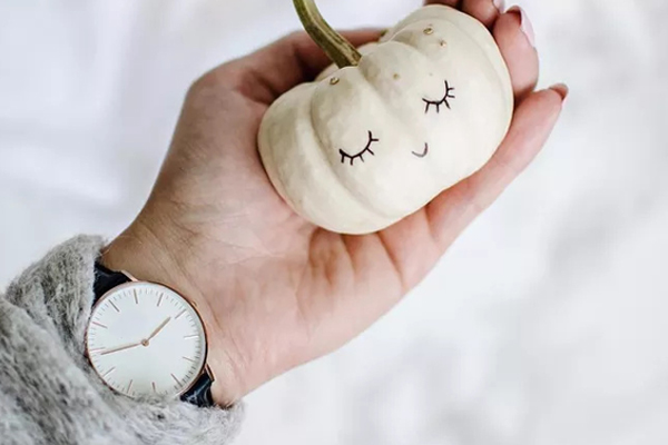 更多簡(jiǎn)約時(shí)尚款式放送,穩(wěn)達(dá)時(shí)期待與您合作