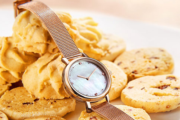 不銹鋼女士編制腕表，手表廠家直銷&mdash;&mdash;穩(wěn)達(dá)時(shí)