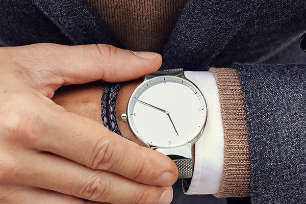 超薄女士時尚石英手表 穩(wěn)達時手表加工廠家批量定制