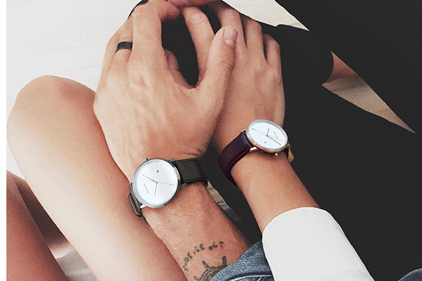 穩(wěn)達(dá)時(shí)時(shí)尚情侶對(duì)表 超薄時(shí)尚腕表 可定制