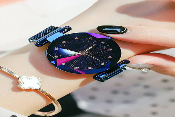 時尚潮流款式星空女士腕表廠家直銷&mdash;&mdash;穩(wěn)達(dá)時