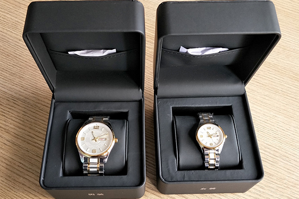 禮品手表定制 經(jīng)典不銹鋼材質(zhì) 記錄你的不朽時(shí)光