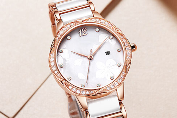 女士簡(jiǎn)約現(xiàn)貨款式批發(fā)　可供小批量采購