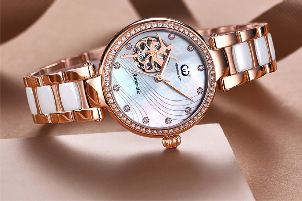 手表制造商專業(yè)生產(chǎn)高品質(zhì)時尚腕表 穩(wěn)達(dá)時自供