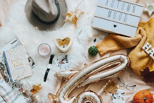 高端玉石材質(zhì)定做手表&mdash;&mdash; 穩(wěn)達時鐘表