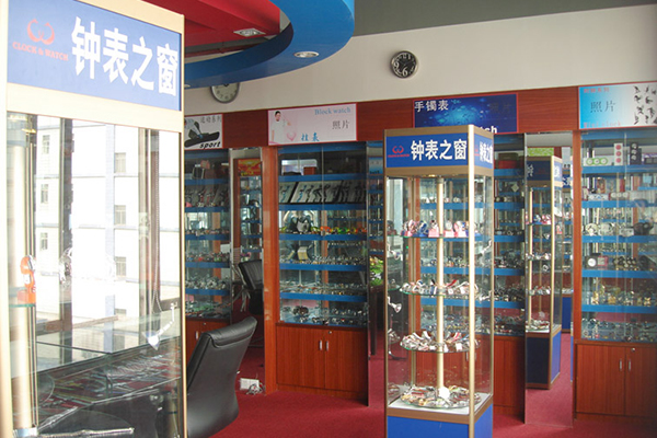 手表廠家批量批發(fā)定制優(yōu)質(zhì)男女士時尚腕表&mdash;&mdash;穩(wěn)達時