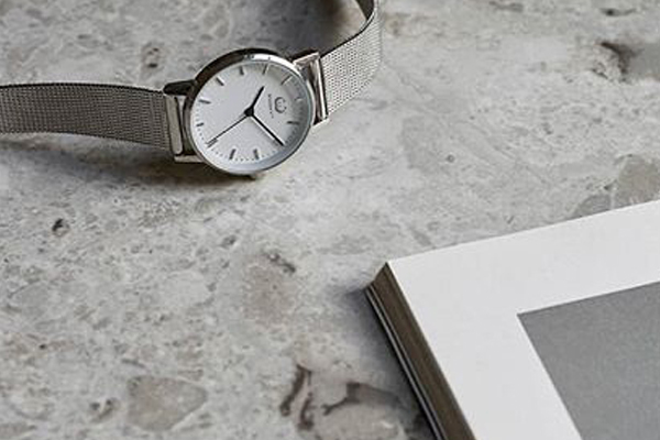 風(fēng)格款式 率性自我盡在穩(wěn)達(dá)時禮品手表定制