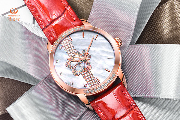 時尚女士皮帶腕表 石英防水手表 穩(wěn)達時廠家300只起訂