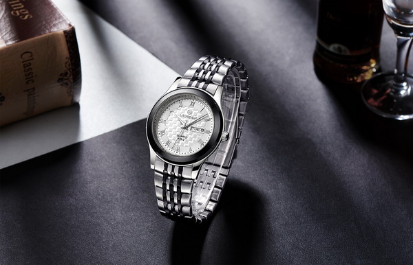 穩(wěn)達(dá)時(shí)供應(yīng)多功能運(yùn)動(dòng)手