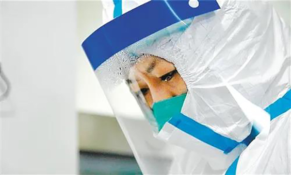 廣州手表廠家祝一線天使們節(jié)日快樂