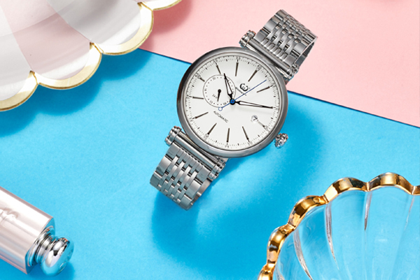 鋼帶款式 享受更清新的夏日-穩(wěn)達時手表廠