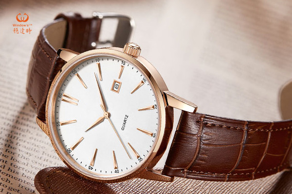 經(jīng)典棕色腕表定制 穩(wěn)達時廠家貨源直供