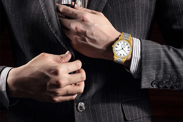 即刻起 立現(xiàn)腕間風(fēng)尚 -穩(wěn)達(dá)時(shí)手表廠