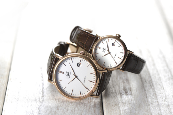 ins簡(jiǎn)約風(fēng)情侶手表定制批發(fā)就在穩(wěn)達(dá)時(shí)