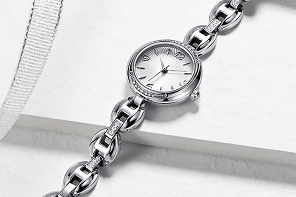 精品貨源 鏈條時裝腕表