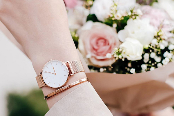 時(shí)尚尼斯表帶 輕便腕表推薦